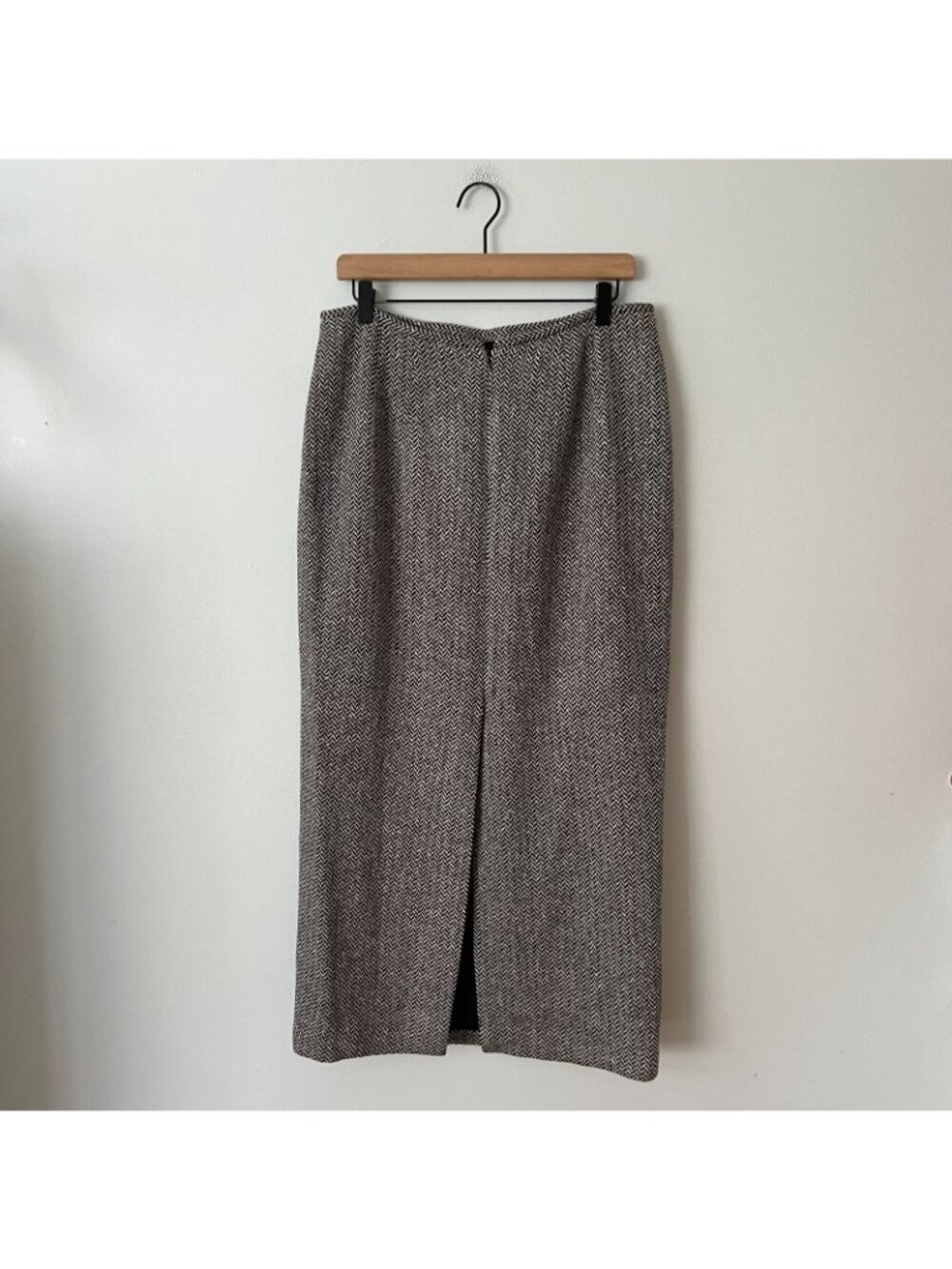 Vintage Talbots Long Wool Blend Black White Herringbone Skirt Women's Size 14 - Picture 5 of 10